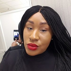 Meet your Posher, Salika